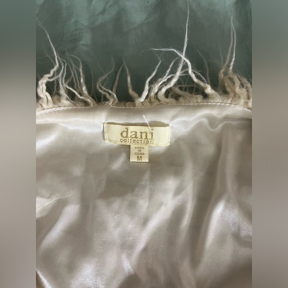 Ivory Long Shaggy Faux Fur Vest Dani Collection — Size M - Picture 6 of 6